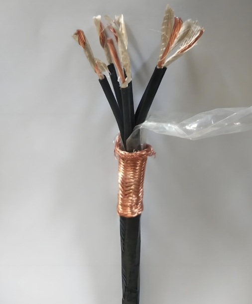 金聯(lián)宇電纜分析電纜護(hù)套越厚質(zhì)量就越好嗎？其實(shí)不然！.jpg